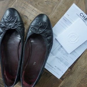 Chanel Black Quilted Leather Ballet Flats Size 40